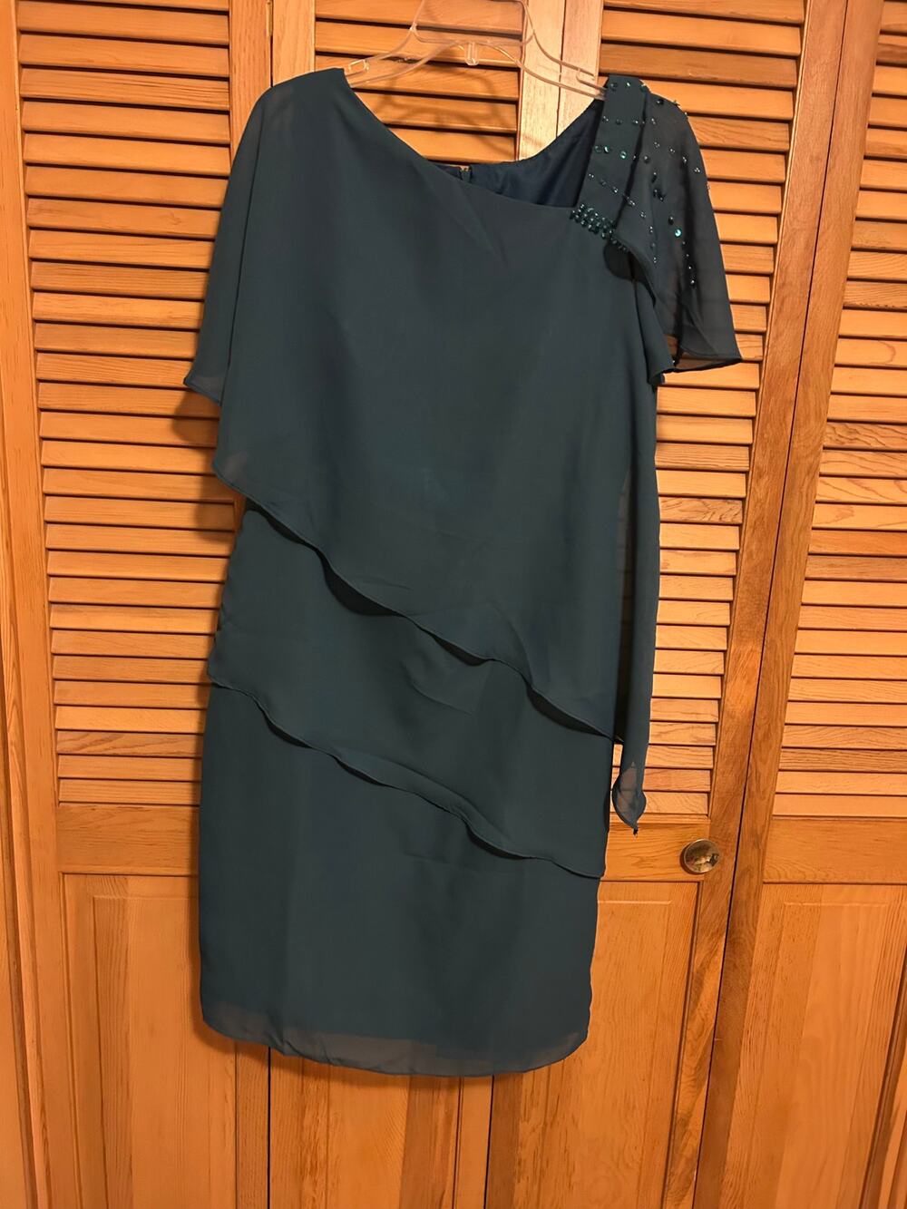 NWT Tiered Chiffon Women's Dress Tea-Length Shawl Wedding Guest Gown